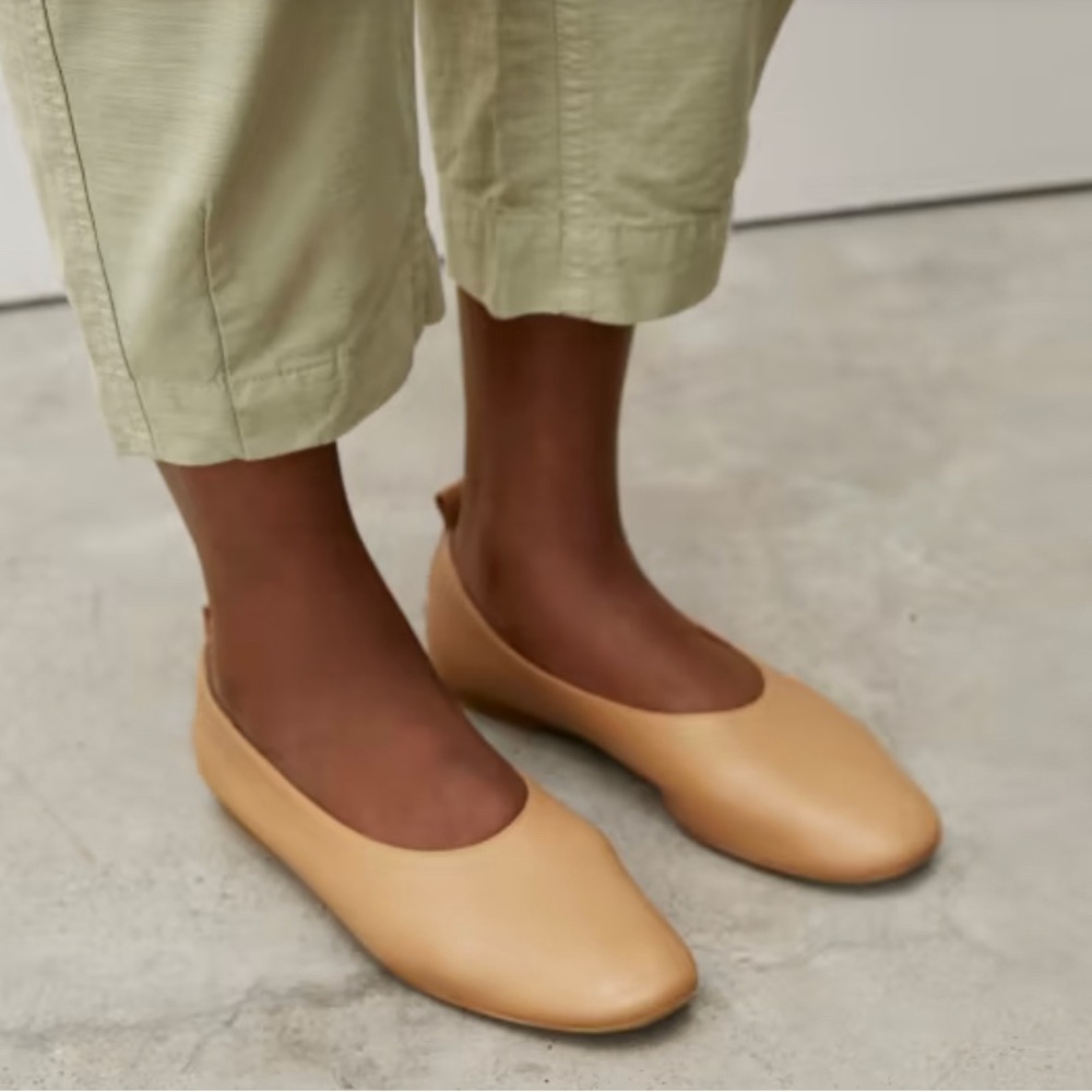 The Italian Leather Glove flat